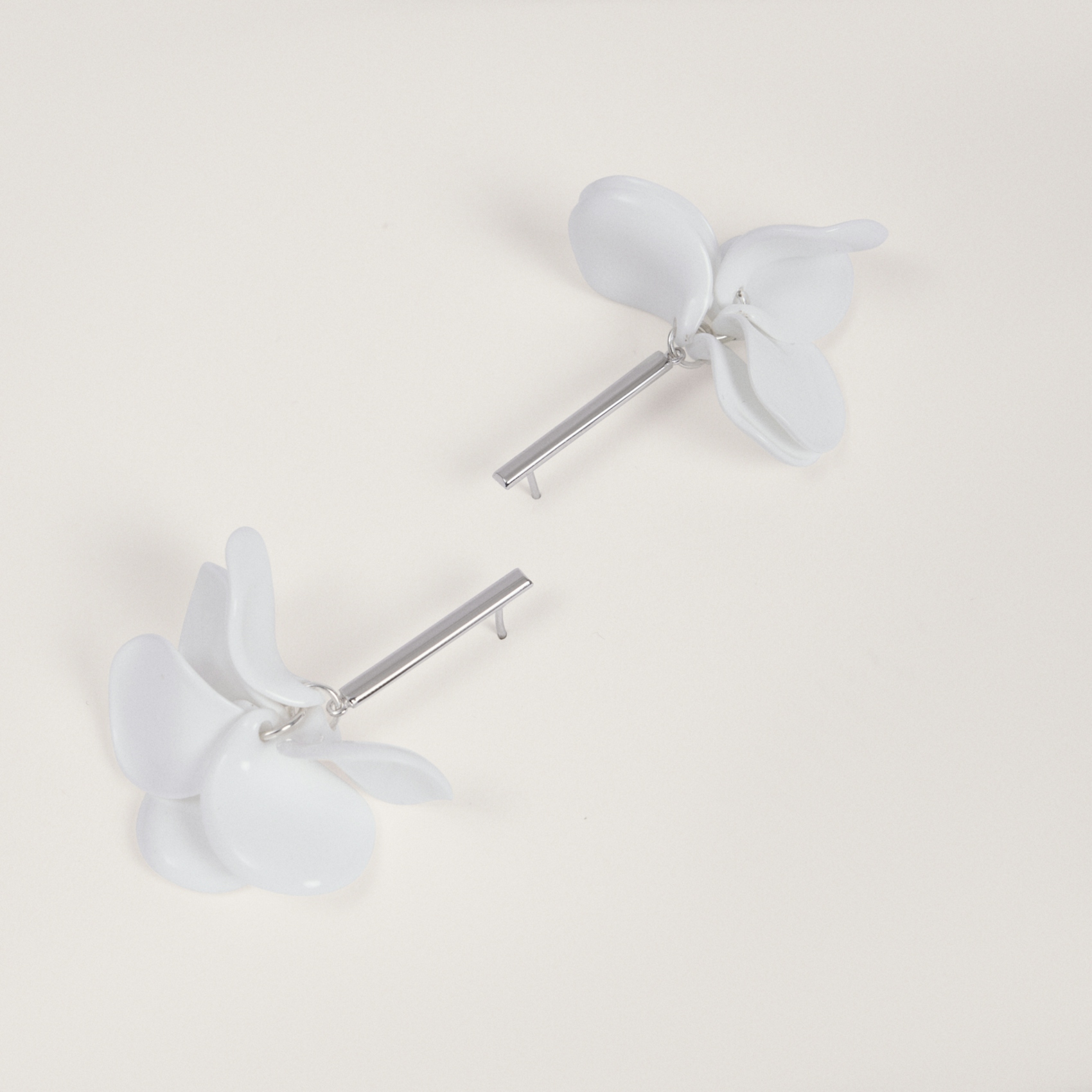 Petalos Silver  second