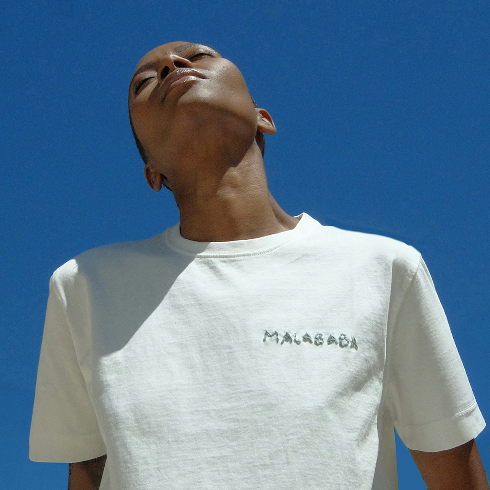 Ona embroidered  second